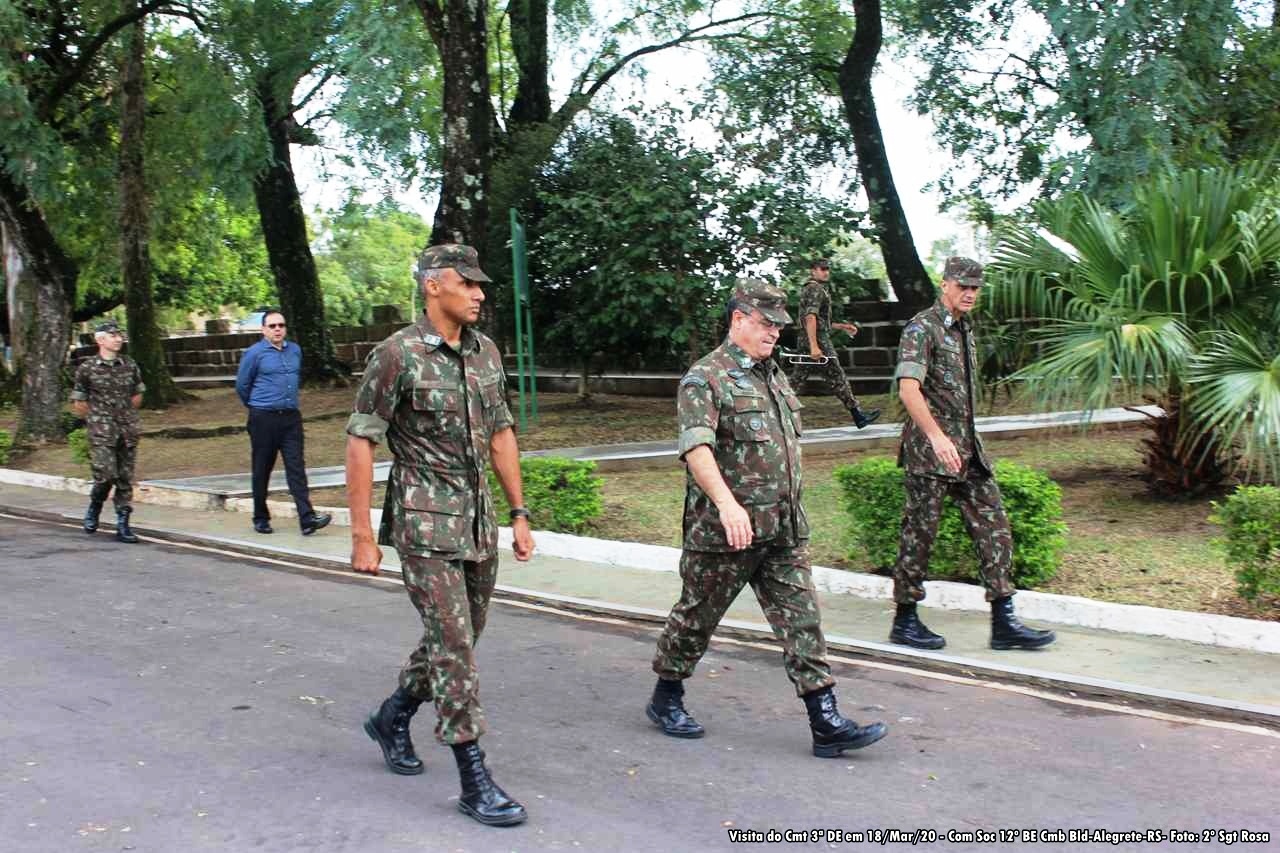 Comando e integrantes do 12º BE Cmb Bld lamentam a morte prematura