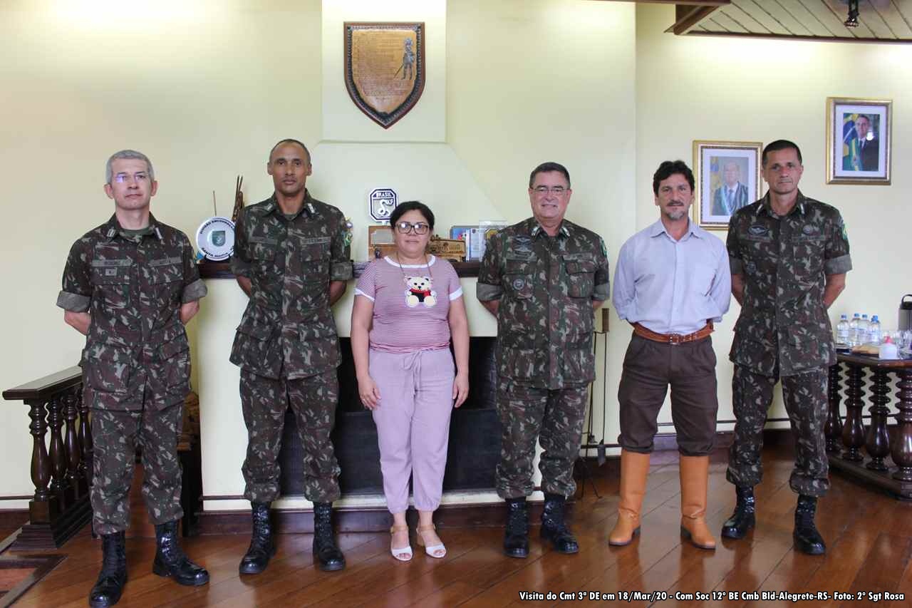 Comando e integrantes do 12º BE Cmb Bld lamentam a morte prematura